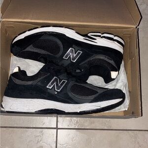 New Balance Black and White Athletic Shoes